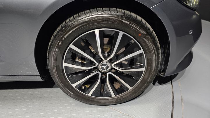 Mercedes-Benz C Class 2019 — 5