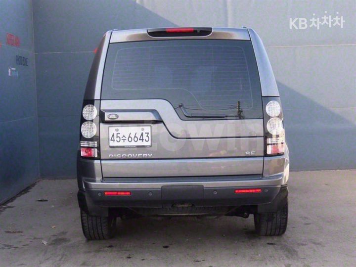 Land Rover Discovery 2015 — 3