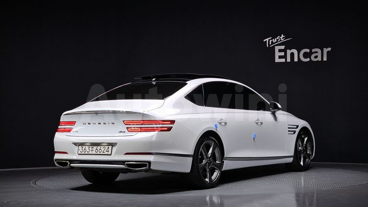 Genesis G80 2022 — 2