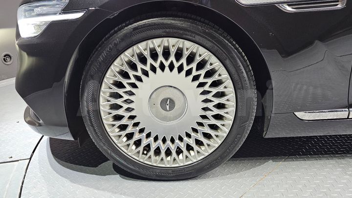 Genesis G90 2019 — 5