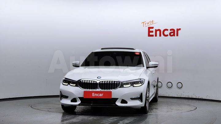 BMW 3 Series 2021 — 3