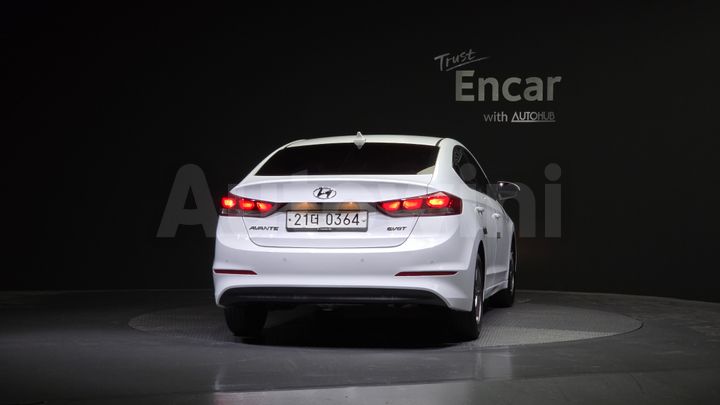 Hyundai Avante 2017 — 4