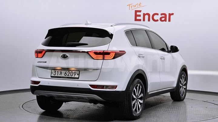 Kia Sportage 2018 — 2