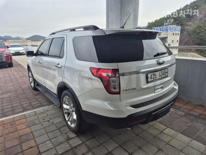 Ford Explorer 2014 — 4