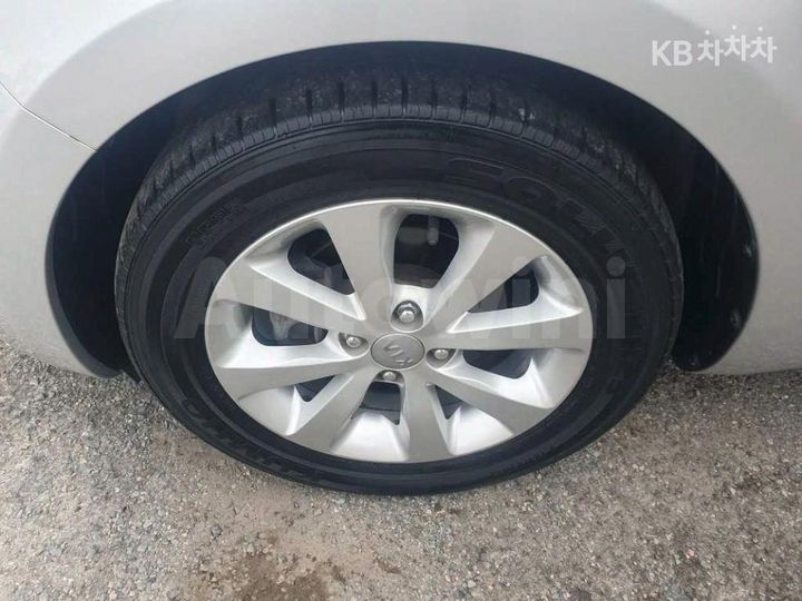 Kia Pride 2013 — 5