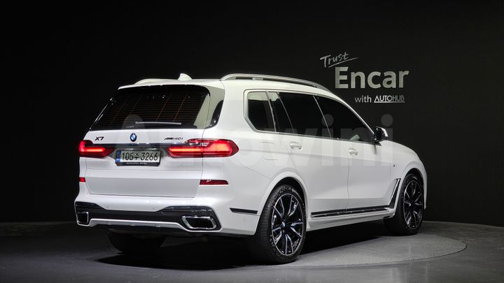 BMW X7 2021 — 2