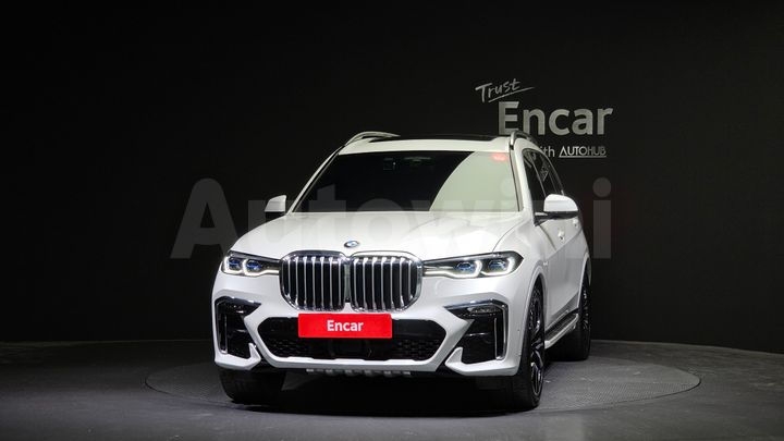 BMW X7 2021 — 3