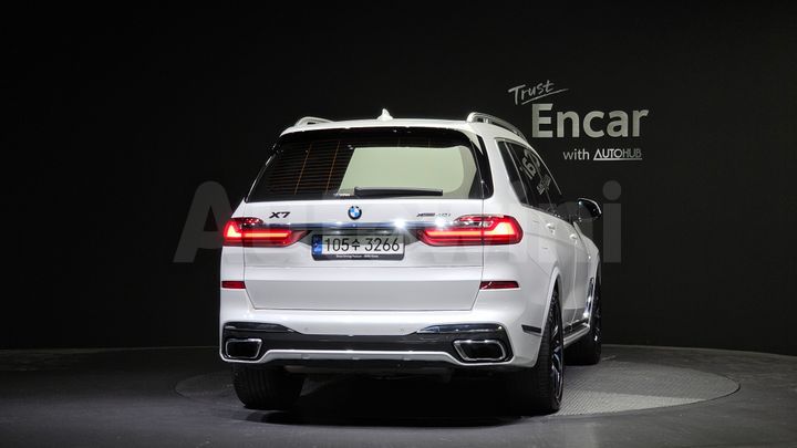 BMW X7 2021 — 4