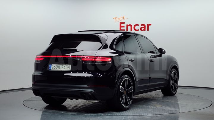 Porsche Cayenne 2021 — 2