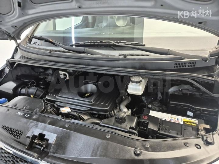 Hyundai Starex 2011 — 5