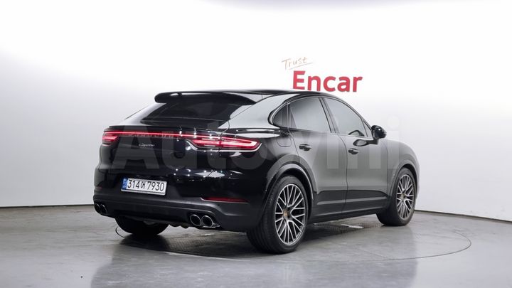Porsche Cayenne 2022 — 2