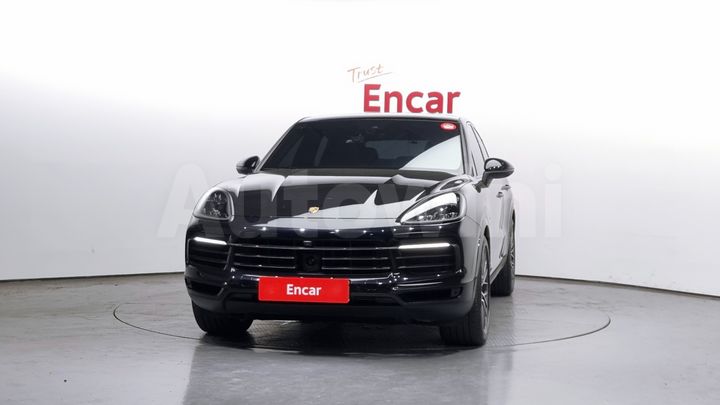 Porsche Cayenne 2022 — 3