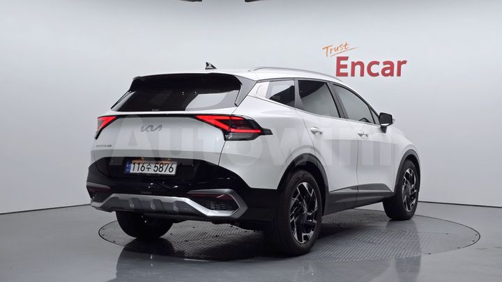 Kia Sportage 2023 — 2