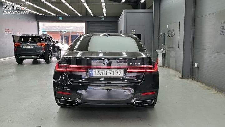 BMW 7 Series 2021 — 4