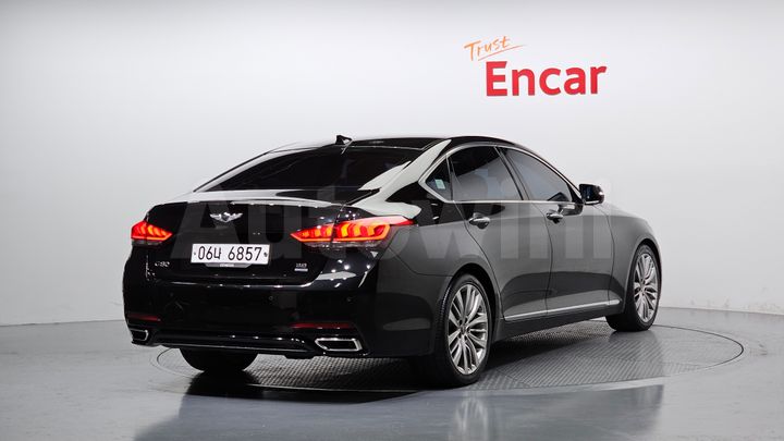 Genesis G80 2018 — 2