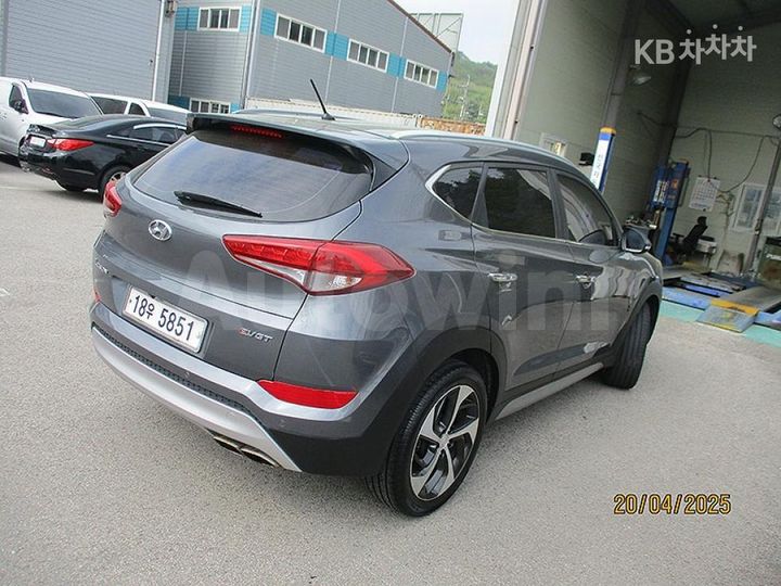 Hyundai Tucson 2017 — 5