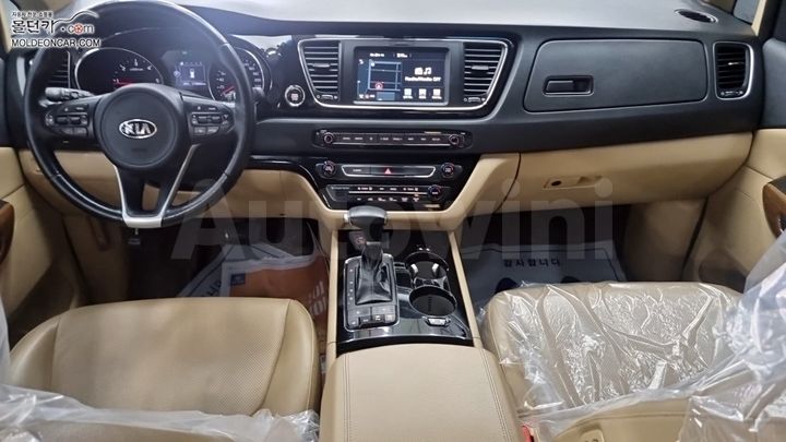 Kia Carnival 2017 — 5