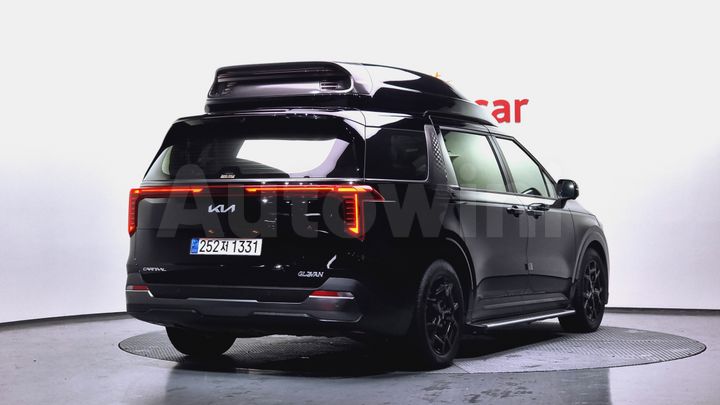 Kia Carnival 2025 — 2
