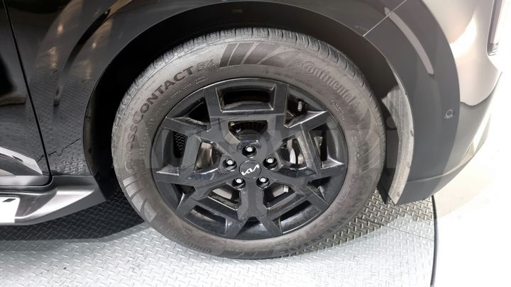 Kia Carnival 2025 — 5