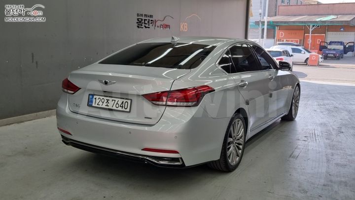 Genesis G80 2018 — 2