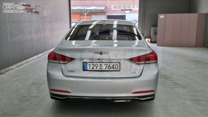 Genesis G80 2018 — 4