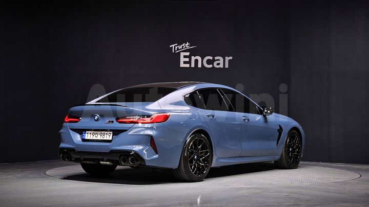 BMW M8