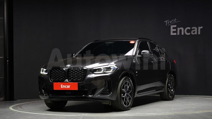 BMW X4 2022 — 2