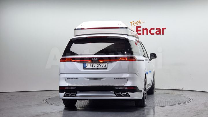 Kia Carnival 2021 — 4