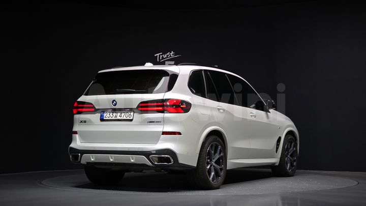 BMW X5 2024 — 2