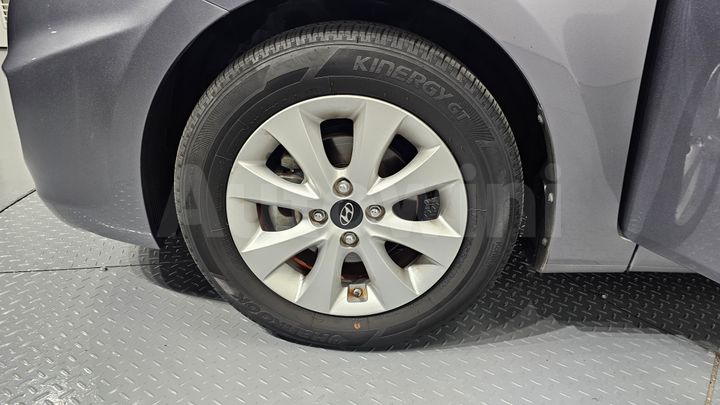 Hyundai Accent 2015 — 5