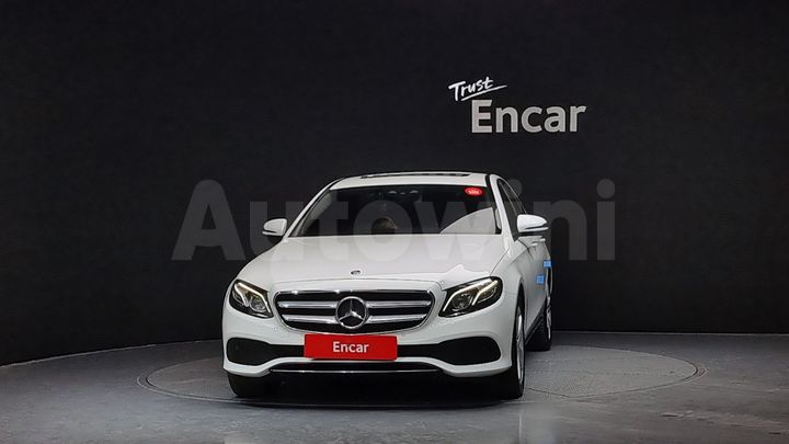 Mercedes Benz E Class 2018 — 3