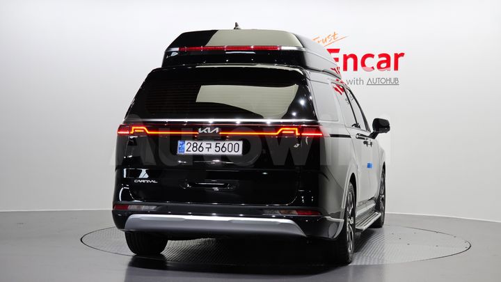 Kia Carnival 2023 — 4