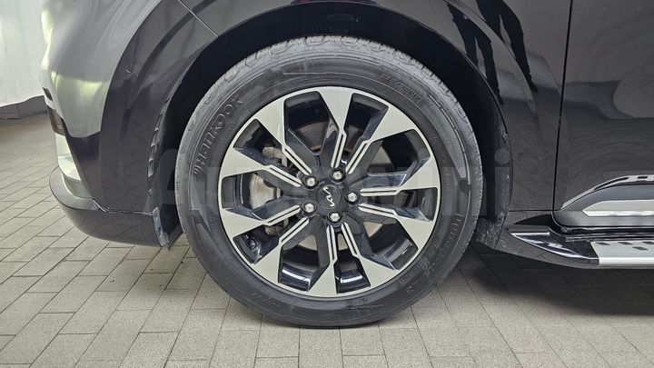 Kia Carnival 2023 — 5