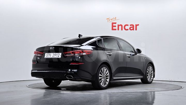 Kia K5 2019 — 2