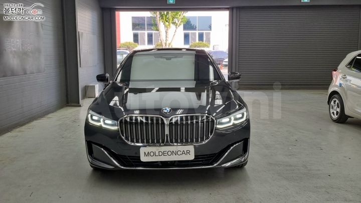 BMW 7 Series 2021 — 3