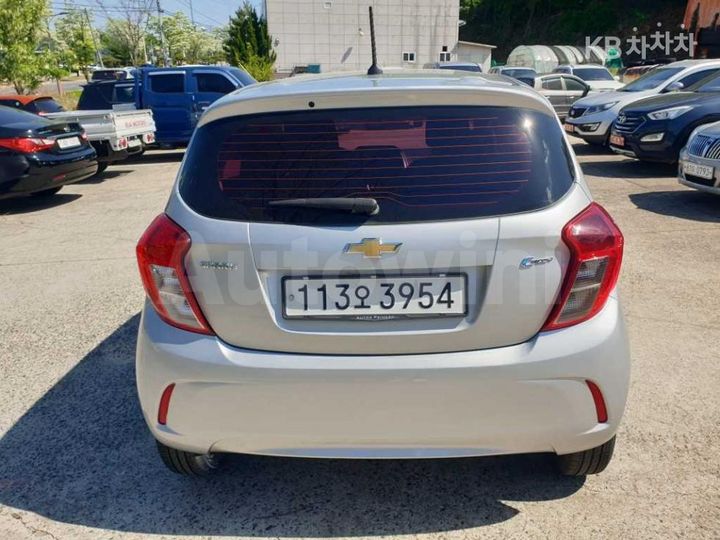 Chevrolet Spark 2018 — 4