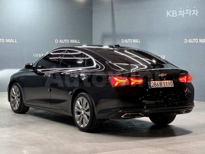 Chevrolet Malibu 2020 — 4