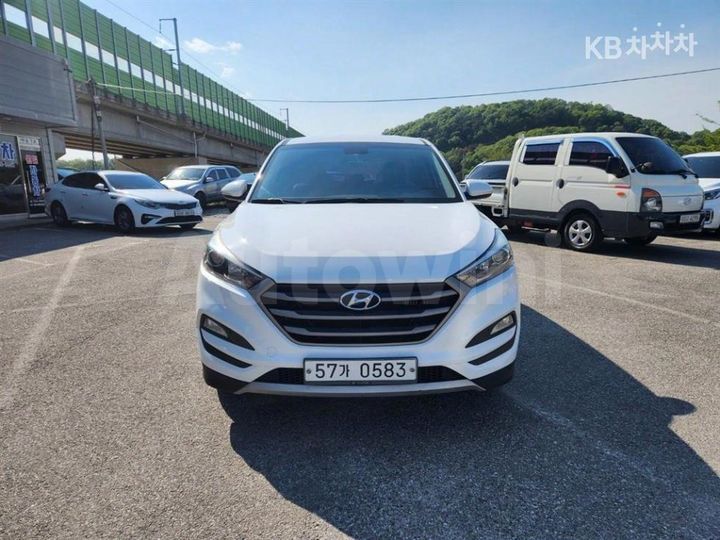 Hyundai Tucson 2016 — 2