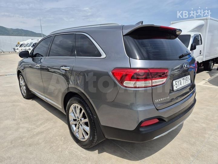 Kia Sorento 2016 — 2