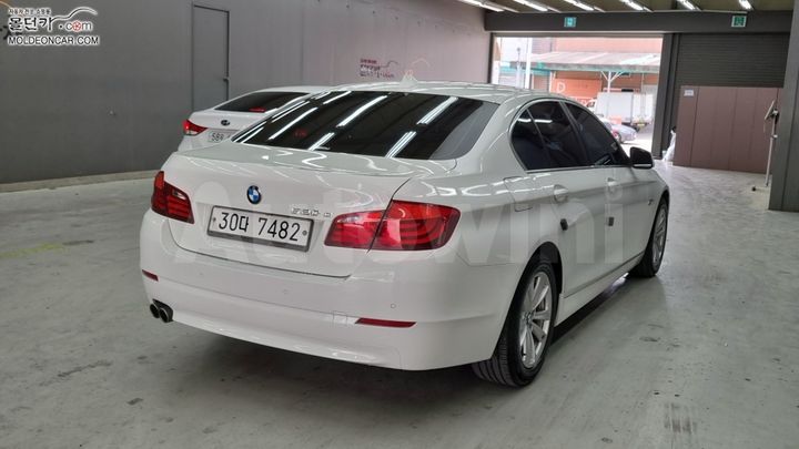 BMW 5 Series 2012 — 2