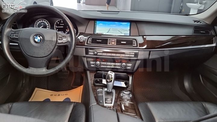 BMW 5 Series 2012 — 5