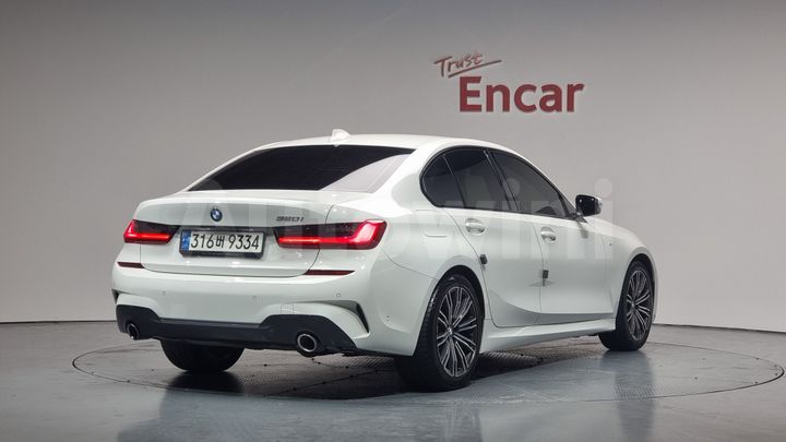 BMW 3 Series 2021 — 2
