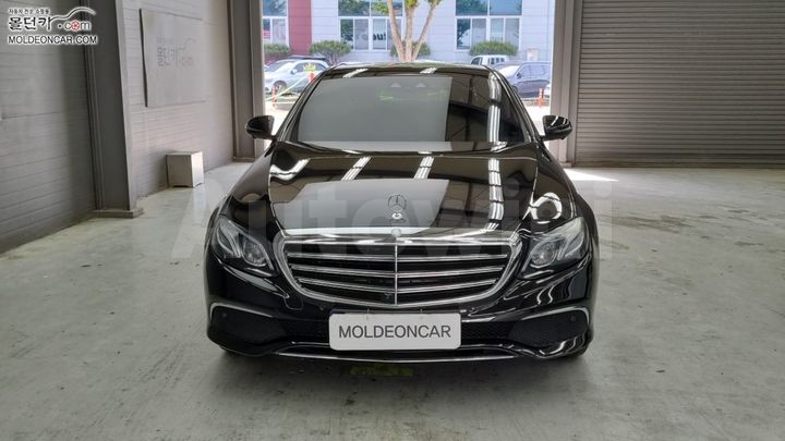 Mercedes-Benz E Class 2017 — 3