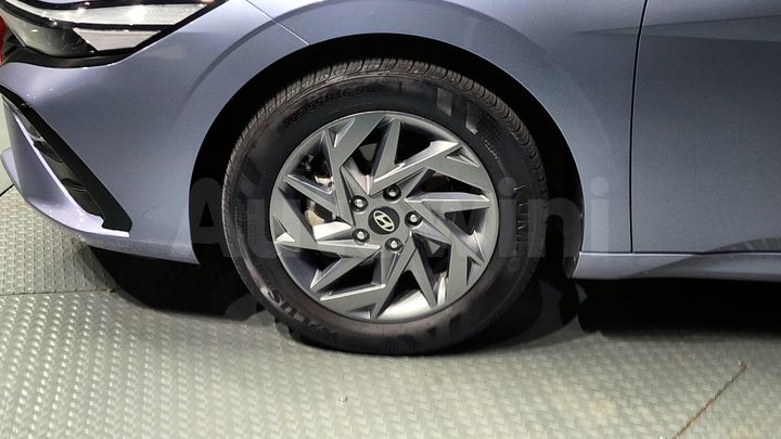 Hyundai Avante 2024 — 5
