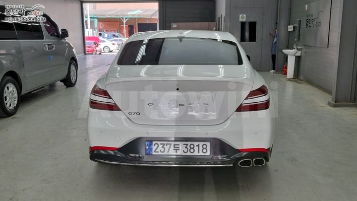 Genesis G70 2021 — 4