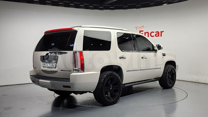 Cadillac Escalade 2009 — 2