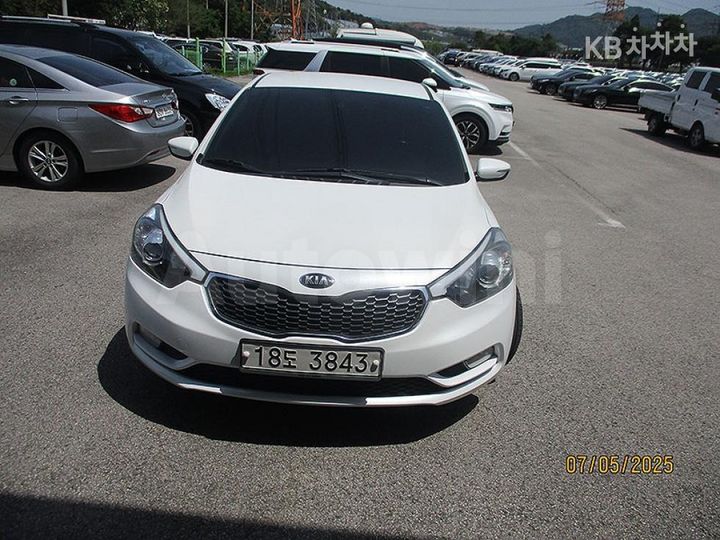 Kia K3 2015 — 2
