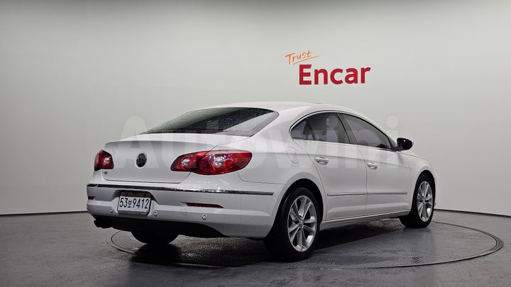Volkswagen CC 2011 — 2