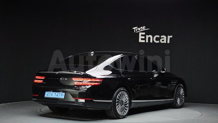 Genesis G80 2022 — 2