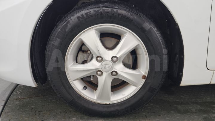 Hyundai Accent 2011 — 5